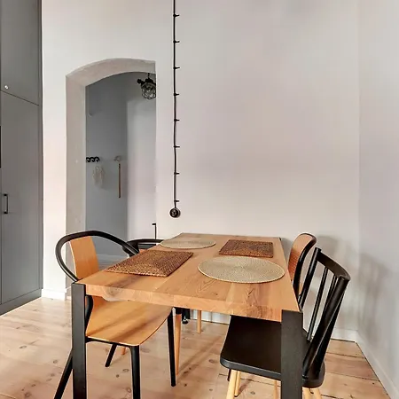 Lägenhet Azzuro Living - Cozy Two Bedroom Spot By The & Town By Lion